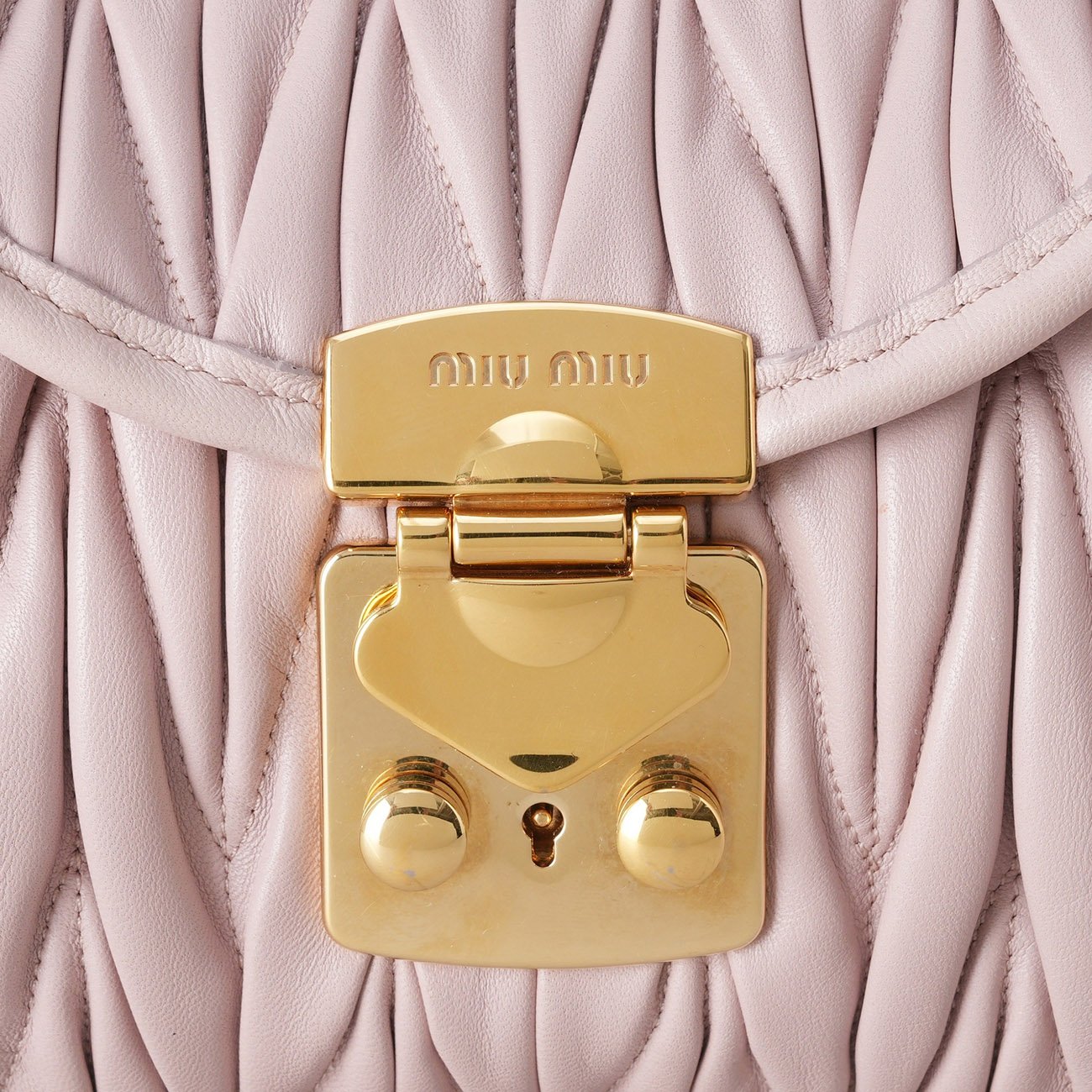MIU MIU(USED)미우미우 5BH196 마틀라세 체인 백